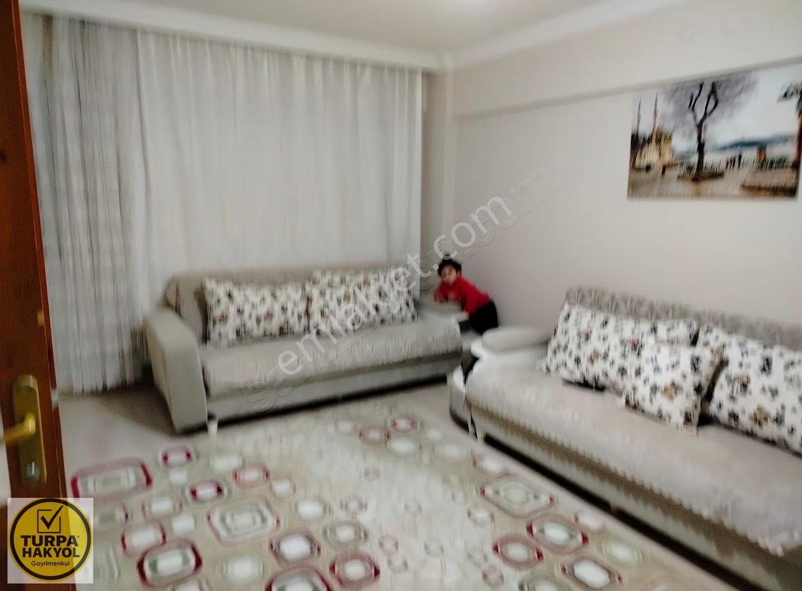 Satılık 115 M2 3+1 Ara Kat Doğalgazlı Ferah Bir Daire - Görsel 6