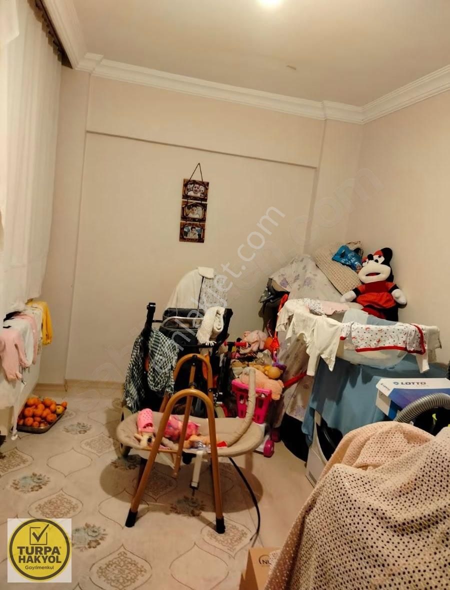 Satılık 115 M2 3+1 Ara Kat Doğalgazlı Ferah Bir Daire - Görsel 4