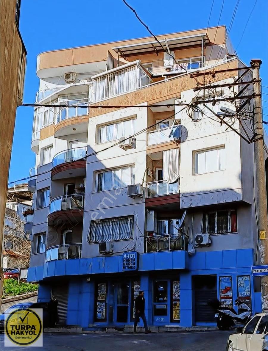 Kiralık 98m2 2+1 Doğalgazlı Ebeveyn Banyolu Önü Açık Güzel Daire