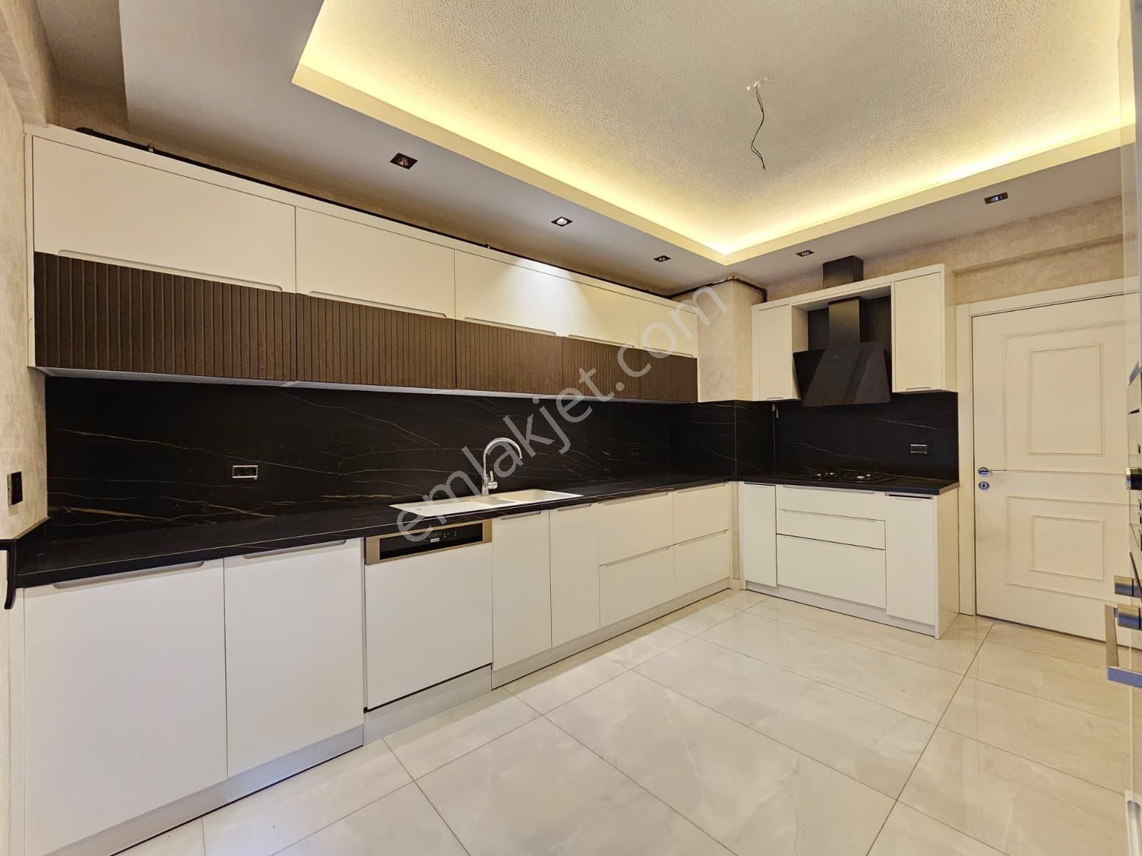 Denizli Şemikler'de 3+1 190 M2 Havuzlu Site İçersinde Satılık Arakat Ultra Lüks Daire - Görsel 3