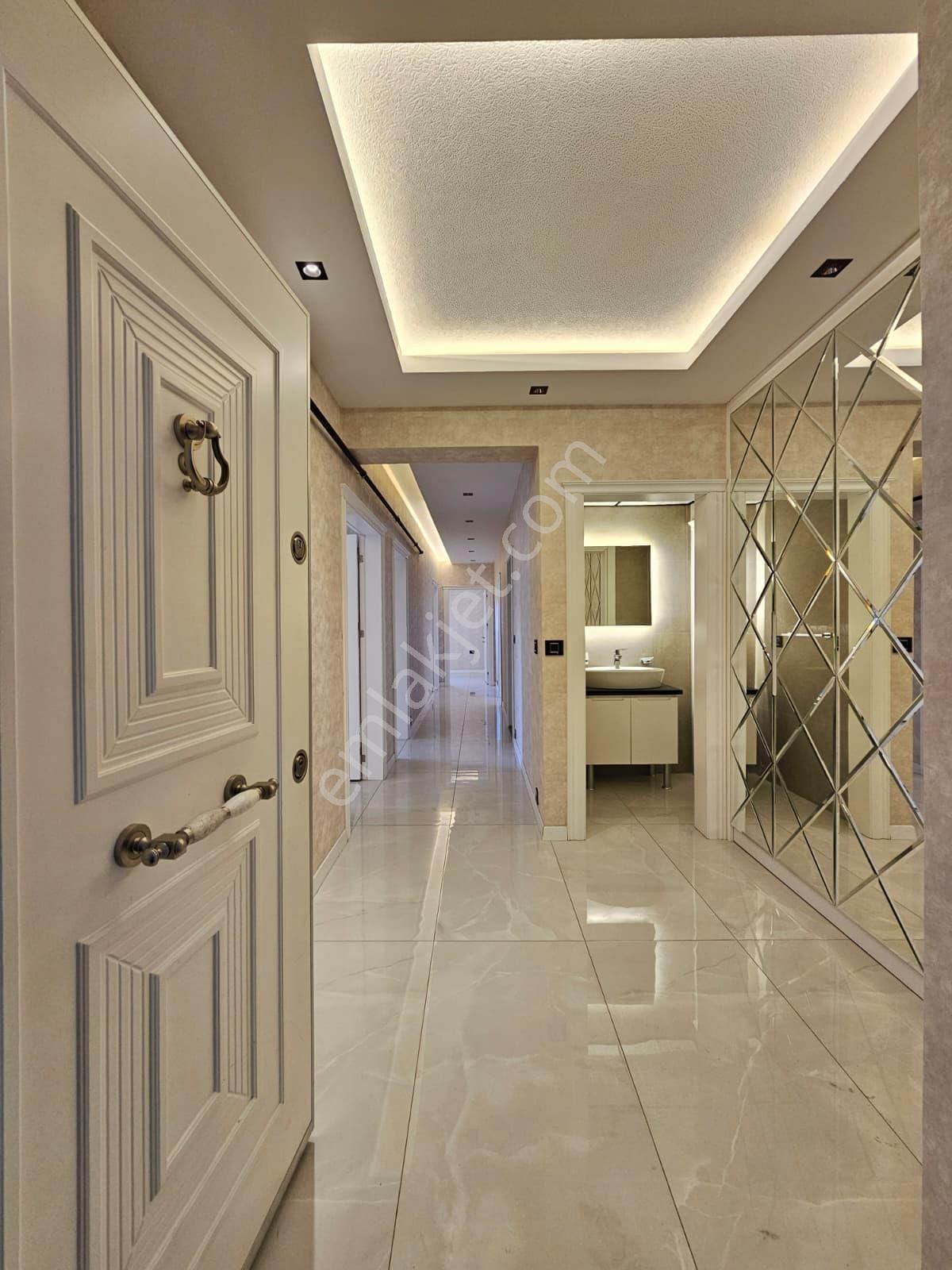 Denizli Şemikler'de 3+1 190 M2 Havuzlu Site İçersinde Satılık Arakat Ultra Lüks Daire - Görsel 30