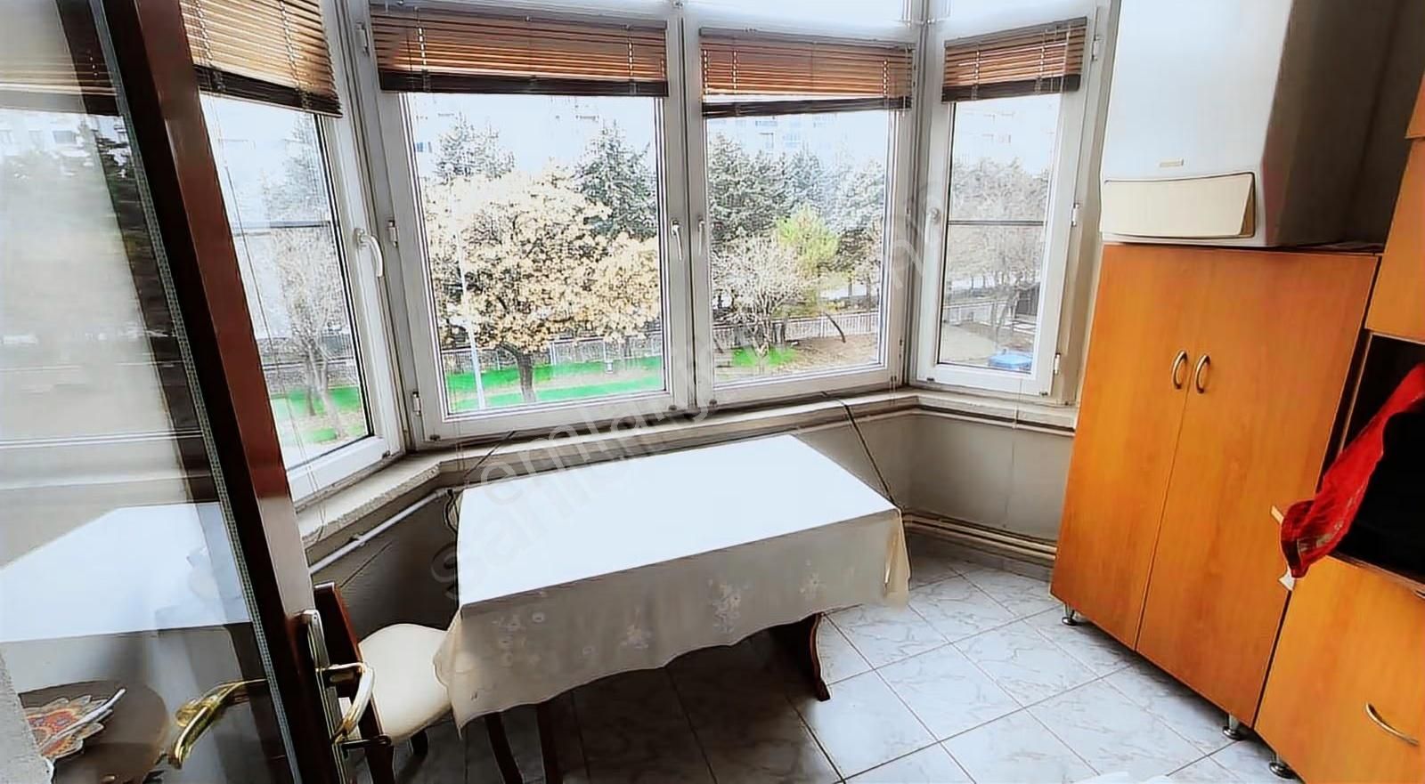 Ram Invest'ten Bahçelievler'de Eşyasız 200 M2 Kiralık 3+1 Daire - Görsel 2