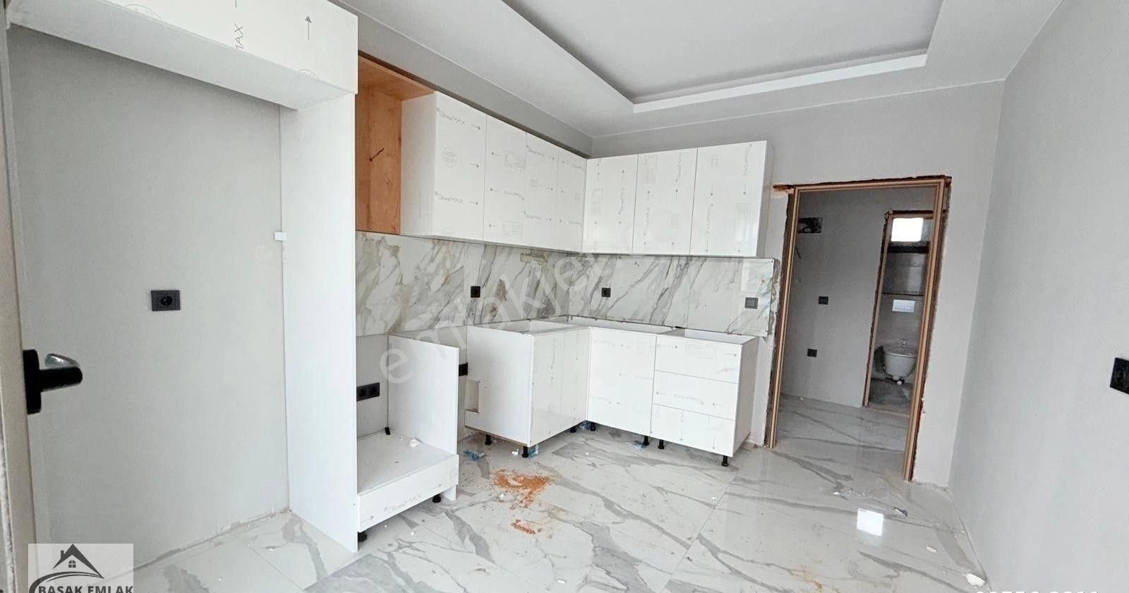 Bahçelievler Mahallesinde Site İçerisinde Satılık 2+1 Daire - Görsel 12