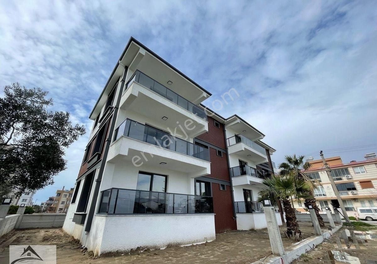 Başak Emlaktan Bahçelievler'de Satılık Sıfır 1+1 Daire