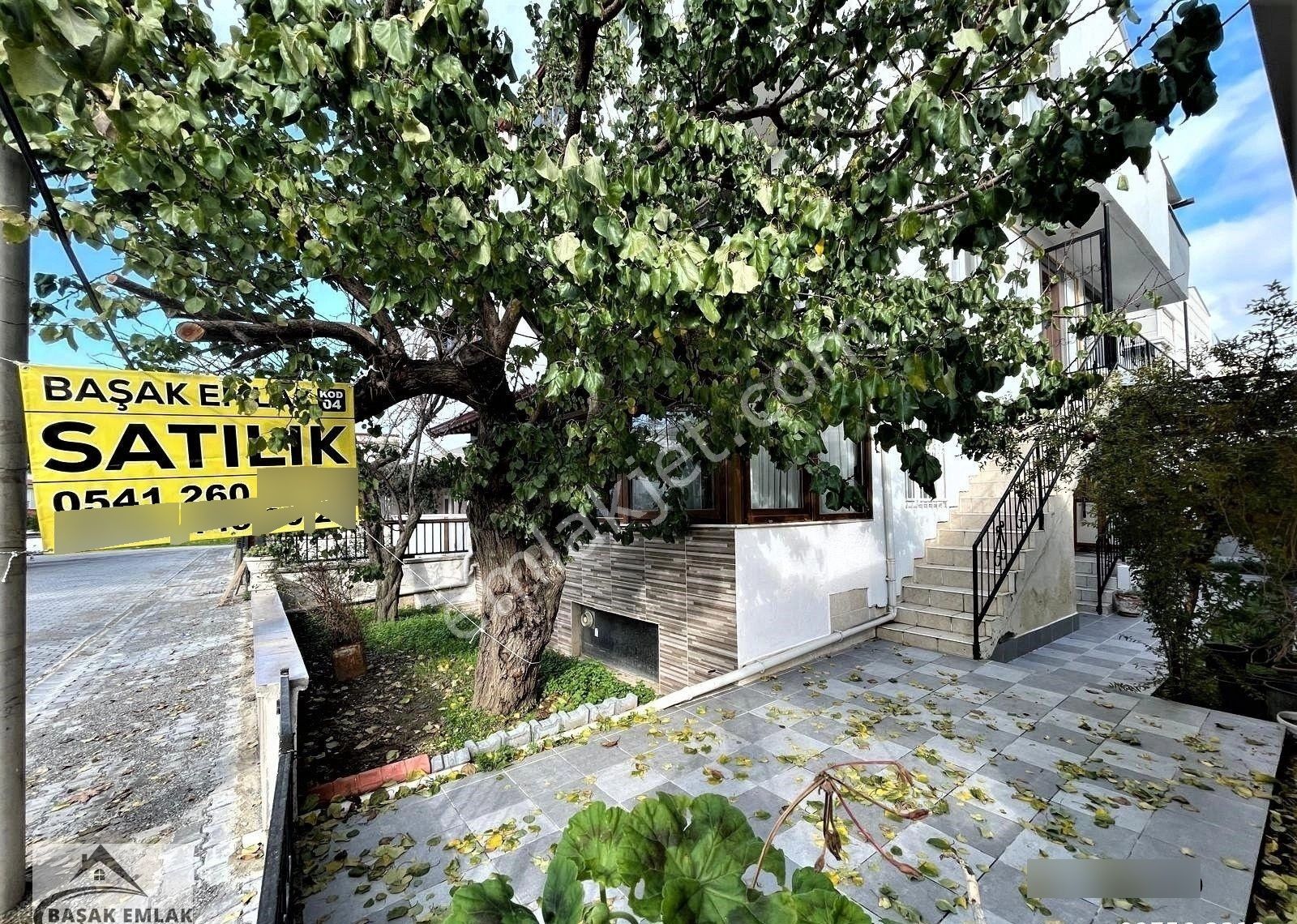 Başak Emlak | Yetkili Ofisten Öğretmenler Mh.satılık 2+1 Giriş Kat Bahçeli Daire