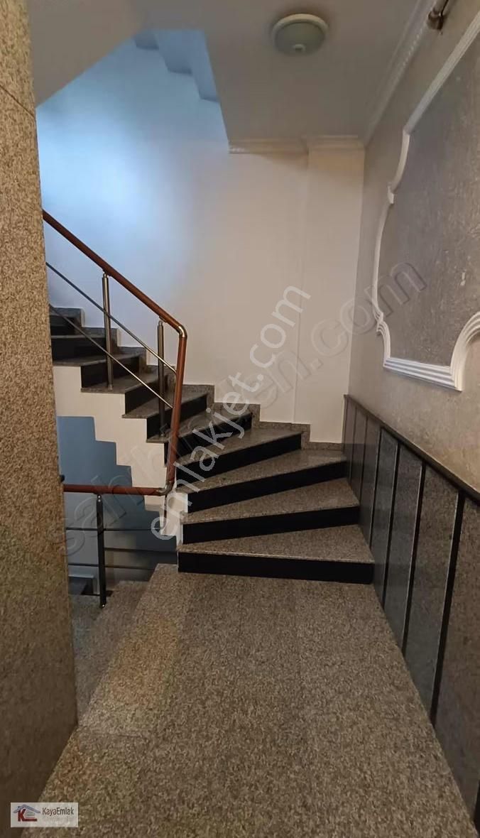 Tavukçuyolu'na 2.binada Ara Kat İskanlı 3+1 - Görsel 8