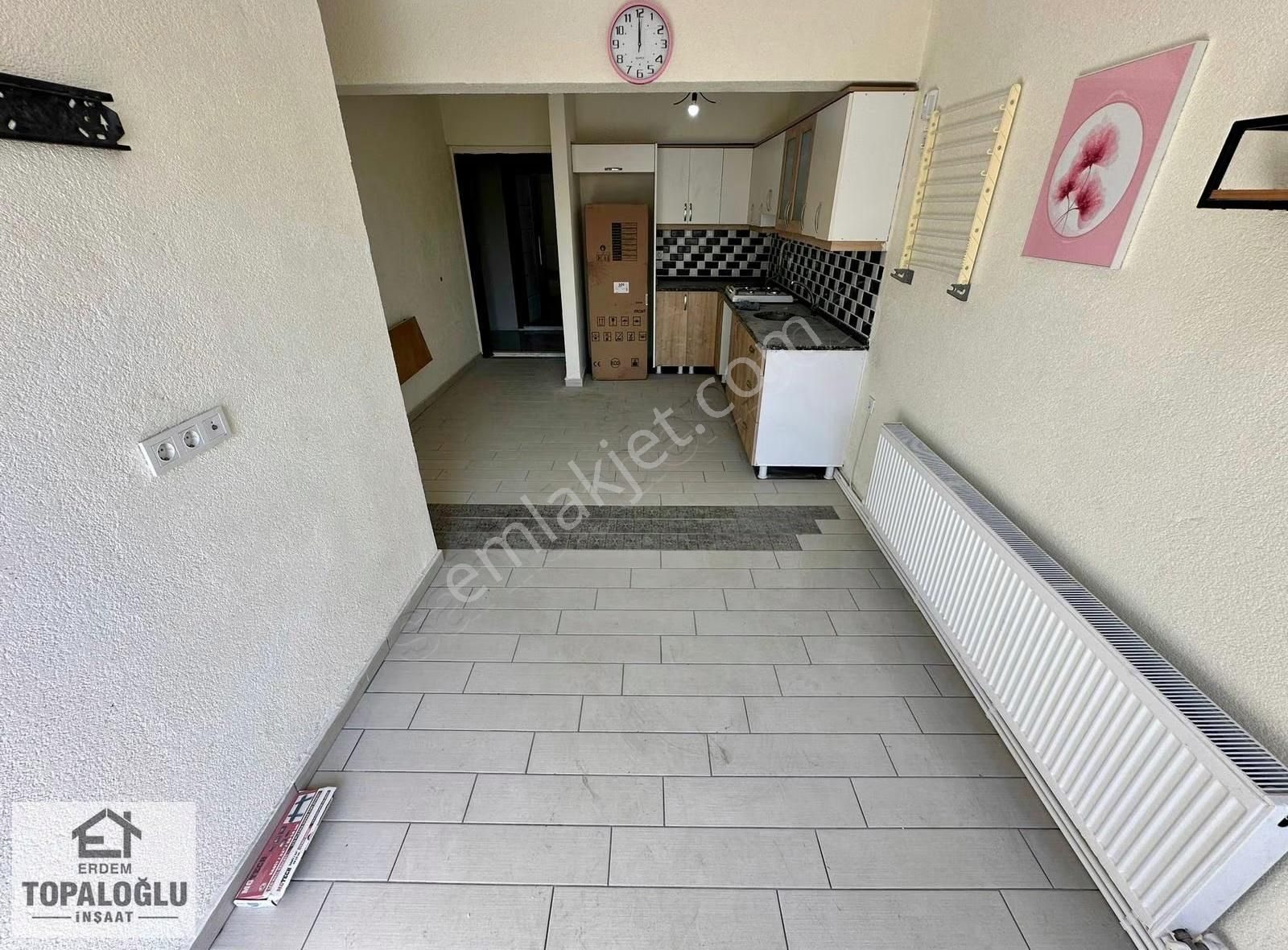 Karasu Sahilde Sıfır Eşyalı Denize 50 Mesafede Satılık 1+1 Daire - Görsel 13