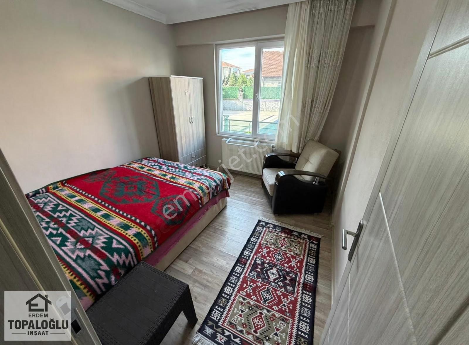 Karasu Sahilde Havuzlu Sitede Ful Eşyalı 1+1 Satılık Daire - Görsel 5