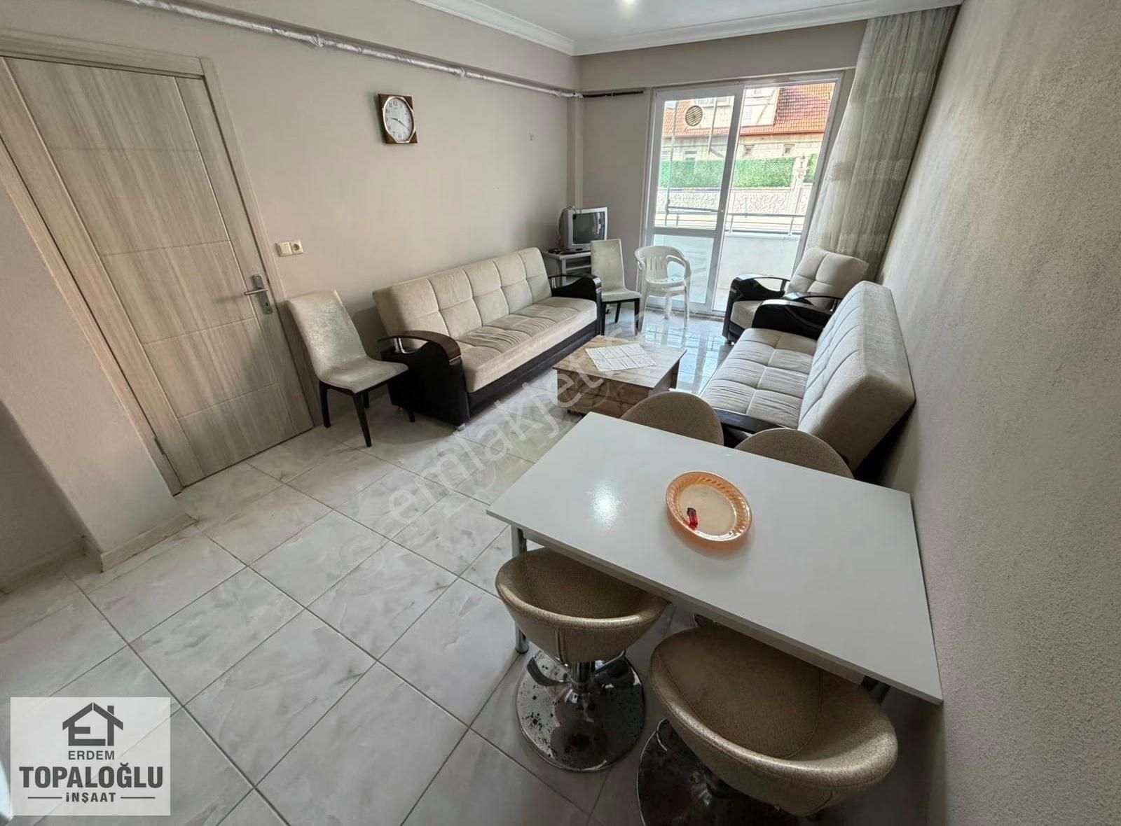 Karasu Sahilde Havuzlu Sitede Ful Eşyalı 1+1 Satılık Daire - Görsel 8