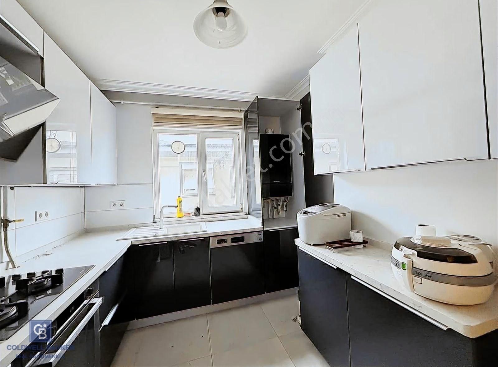 Acıbadem Sakinler 2004 Yapımı Bina 5+2 Teraslı Dubleks Kiralık - Görsel 21