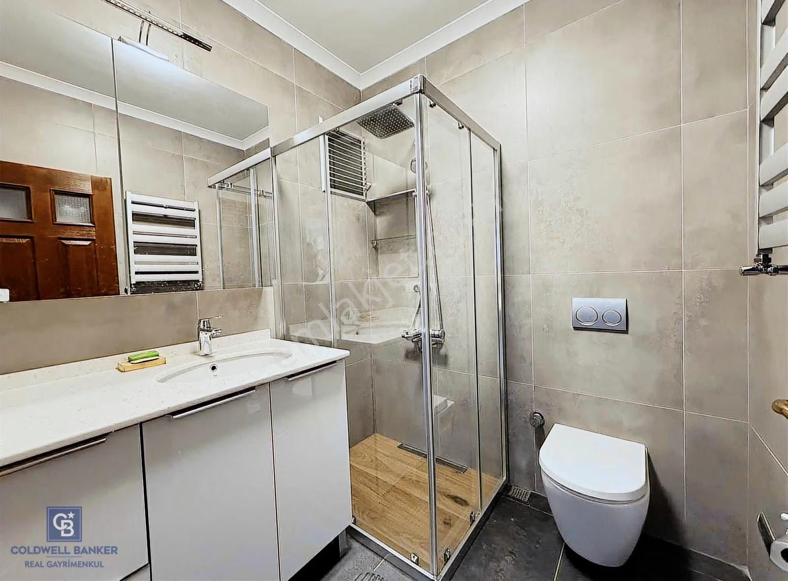 Acıbadem Sakinler 2004 Yapımı Bina 5+2 Teraslı Dubleks Kiralık - Görsel 24