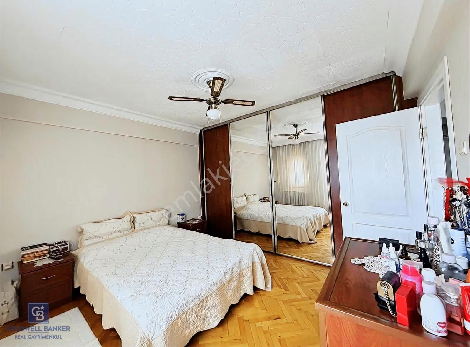 Acıbadem Zeamet Sokak İskanlı Katta Tek 3+2 Dubleks Daire - Görsel 12