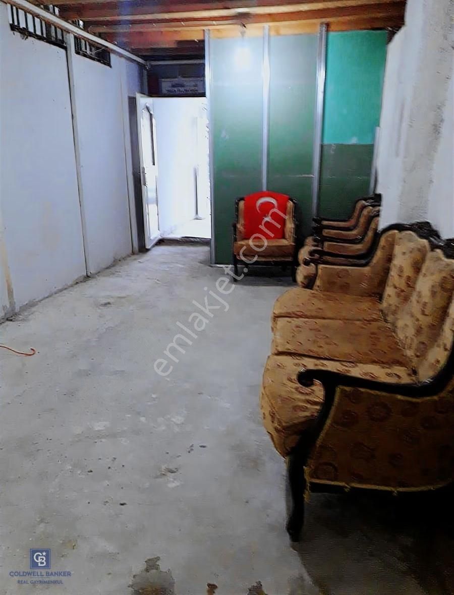 Çamlıca Da Ofis Depo Gibi İşlere Uygun Düz Giriş 25 M2 Dükkan - Görsel 6