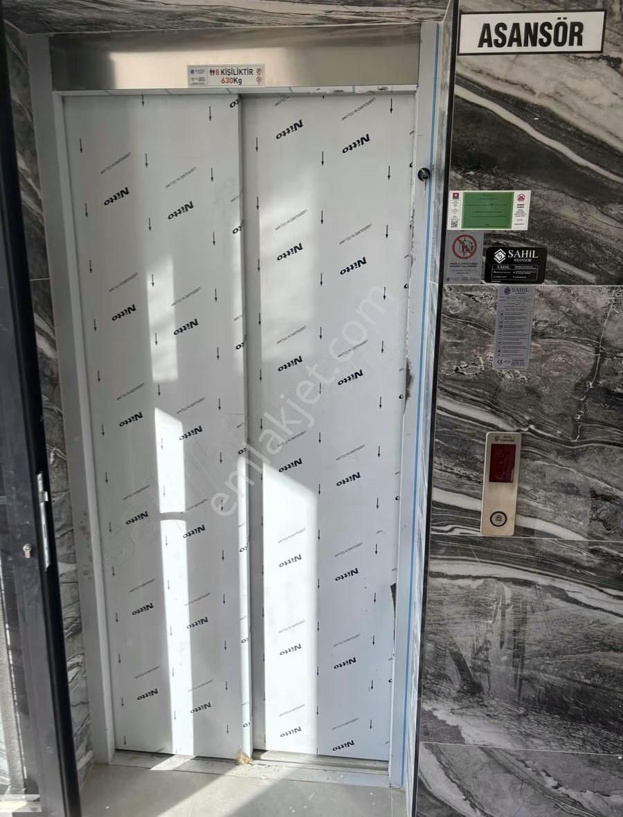 Merkezi Konumda Kiralık Geniş 1+1 - Görsel 8