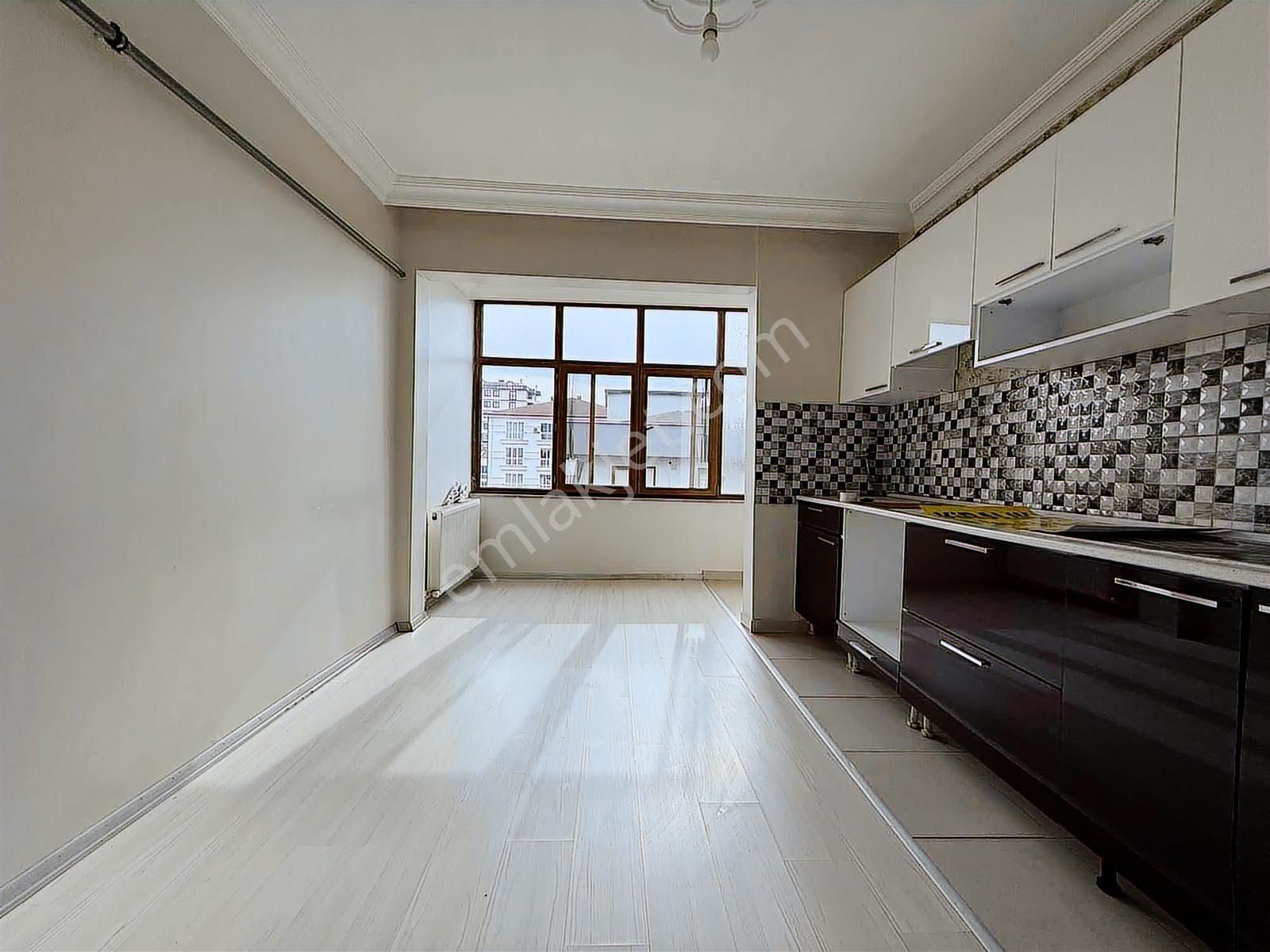 Mimar Sinan Mahallesi'nde Cadde Üzerinde 110 M2 'lik 2+1 Daire - Görsel 14