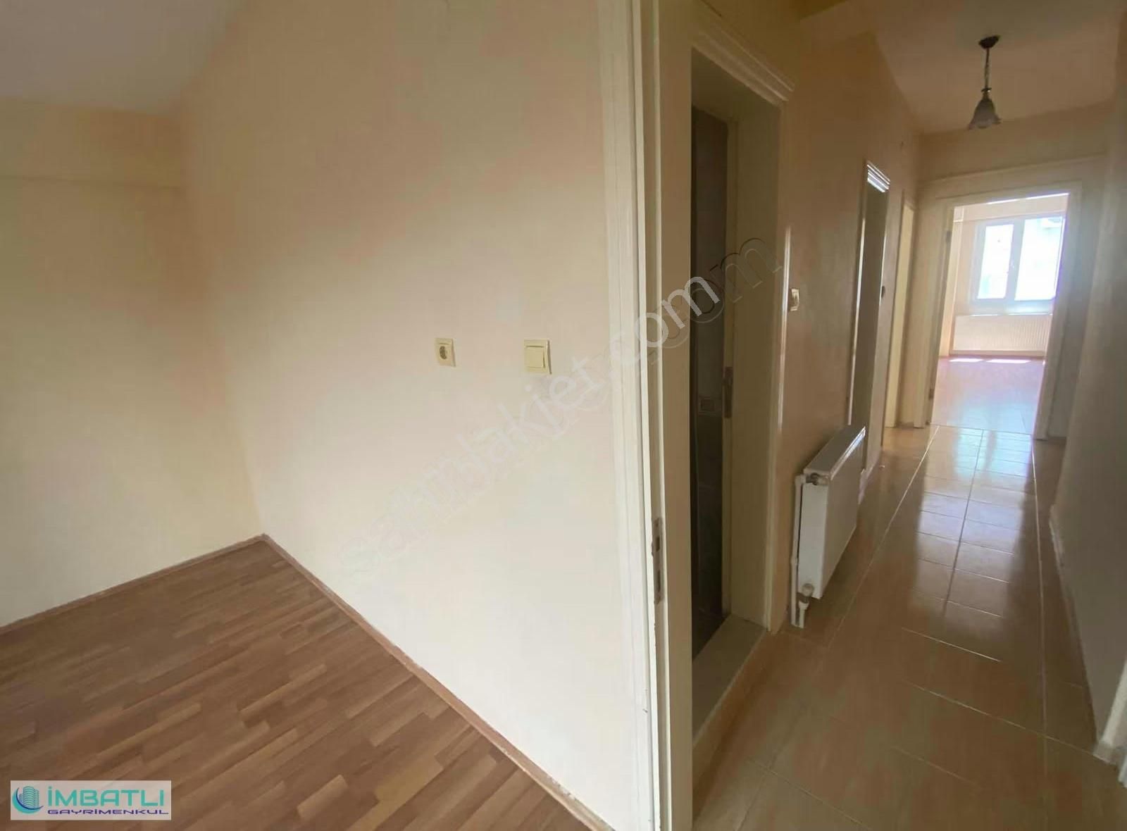 Cadde Yakını 2+1 Kiralık Geniş Daire - Görsel 16