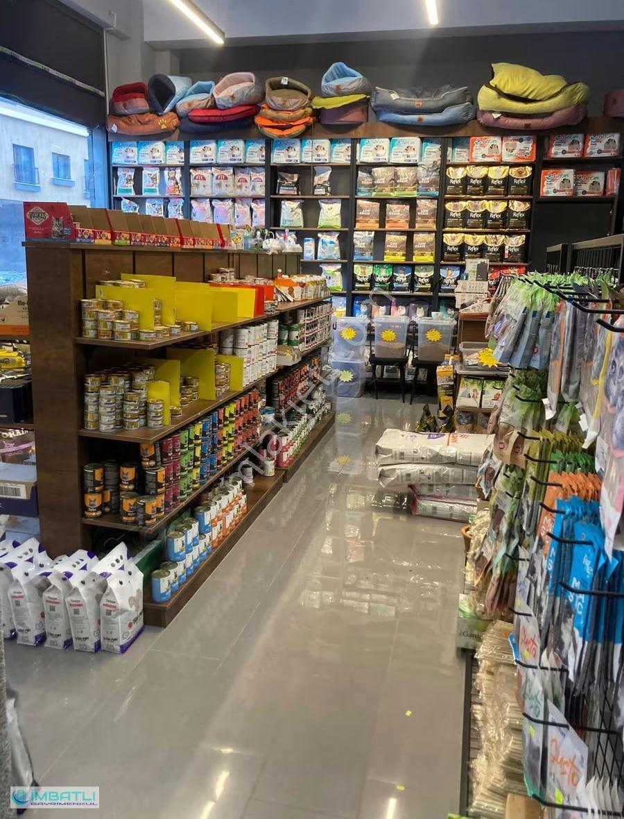 Karşıyaka Da Cadde Üstü Hazır Müşterili Devren Kiralık Petshop - Görsel 16