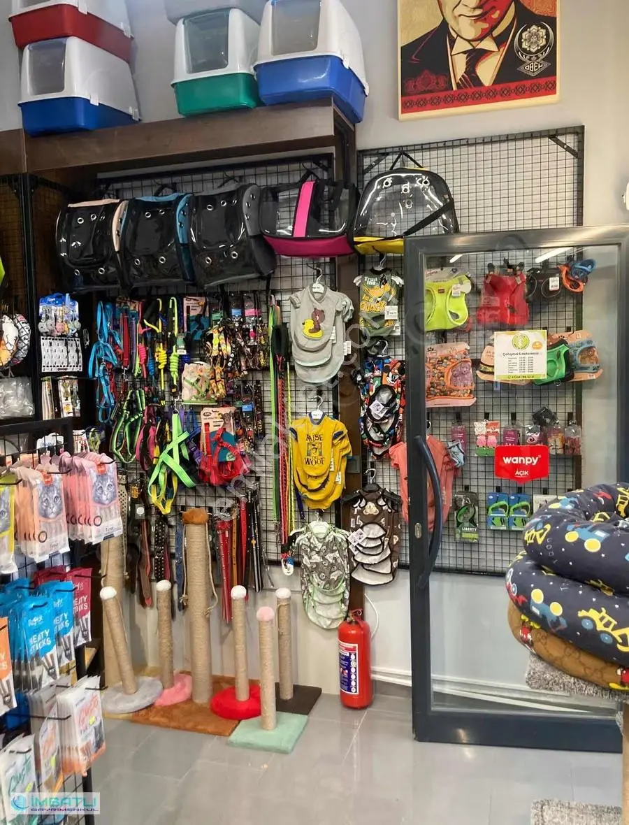 Karşıyaka Da Cadde Üstü Hazır Müşterili Devren Kiralık Petshop - Görsel 2