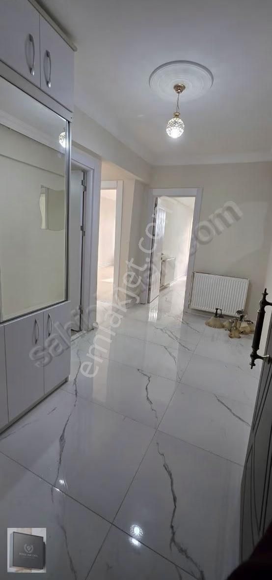 Işık Ofisten Dilşeker Mahallesi 3+1 Kapalı Mutfak Arakat - Görsel 3