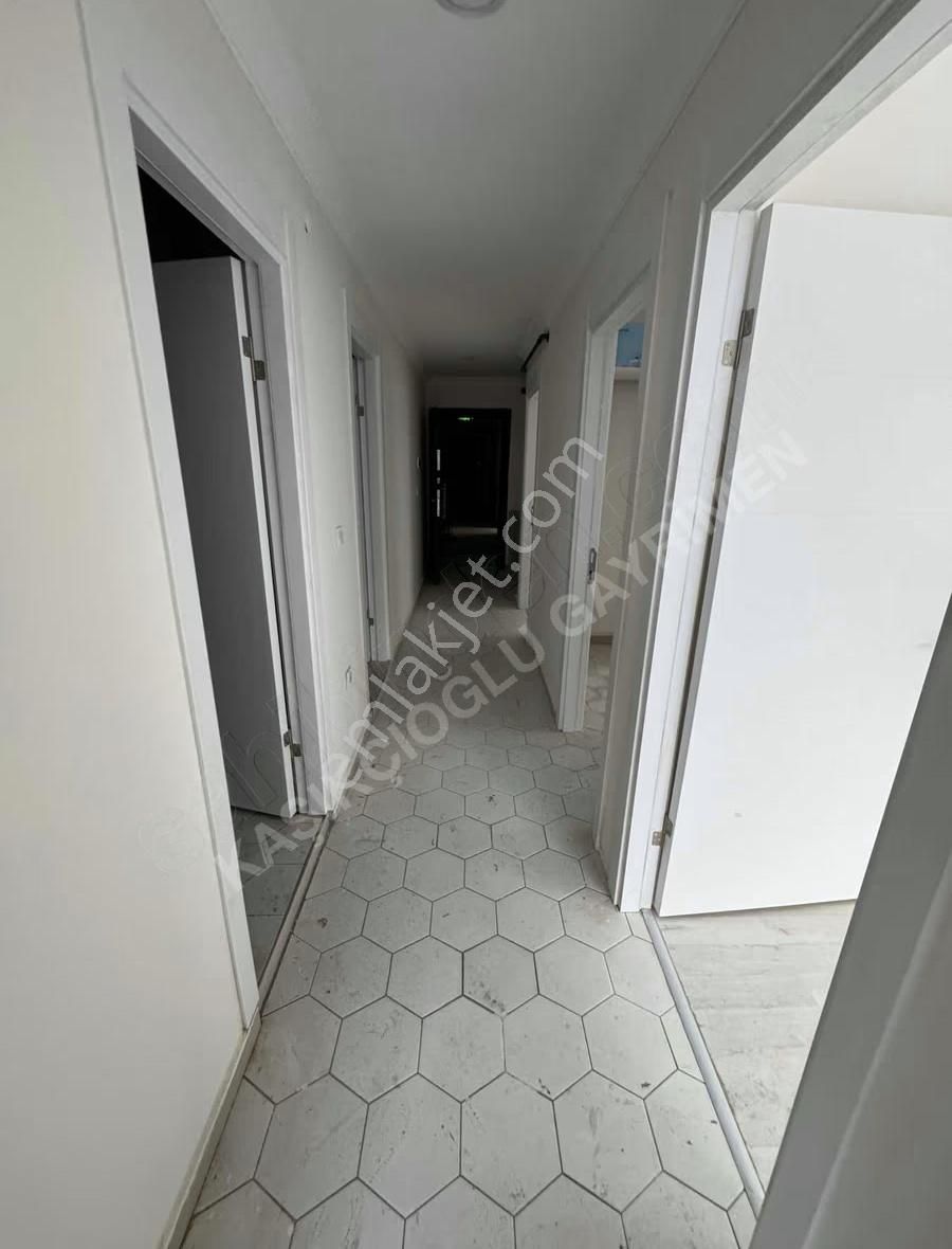 Sülüntepe Mahallesinde Satılık Teraslı Daire - Görsel 19