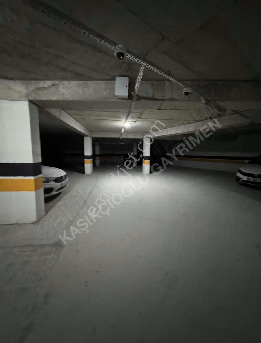 Sülüntepe Mahallesinde Satılık Teraslı Daire - Görsel 9