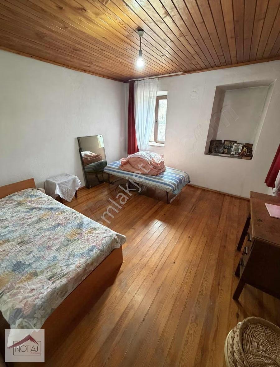 Notıas Real Estate Gayrimenkul'den Dereköy'de Bahçeli Taş Ev - Görsel 2
