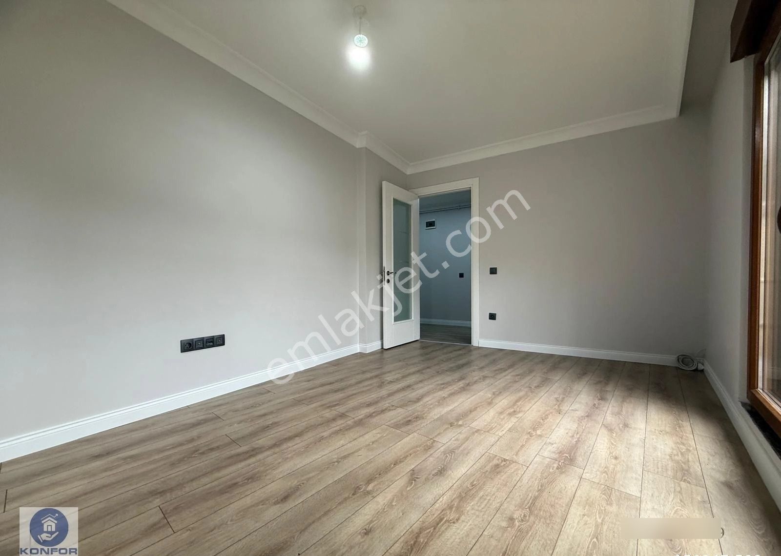 █ Konfor █ İdealtepe Sahilde, Marmaraya Komşu Bahçe Teraslı 1+1 - Görsel 4