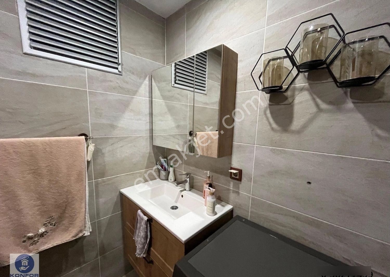 █ Konfor █ Altıntepe Galipbeyde 8 Yıllık Ayrı Mutfak Balkon 2+1 - Görsel 24