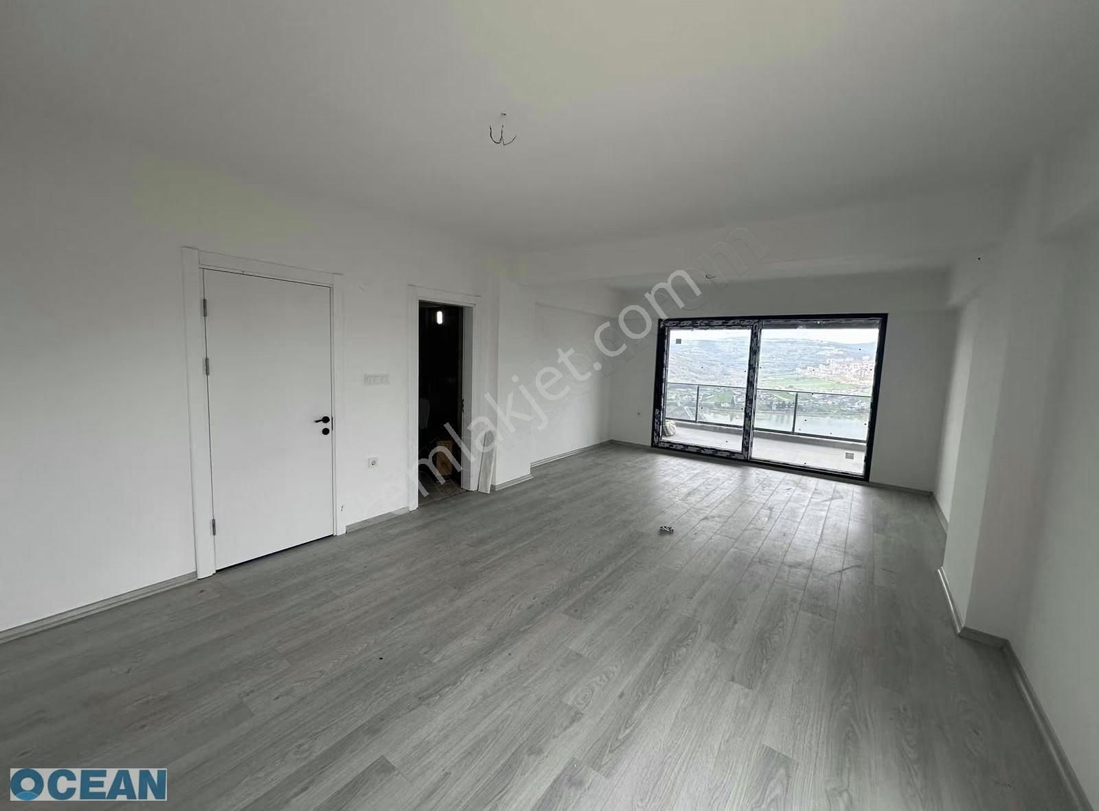 Terrace Çayırköy Göl Manzaralı Teraslı Geniş Çatı Dubleks Daire - Görsel 7