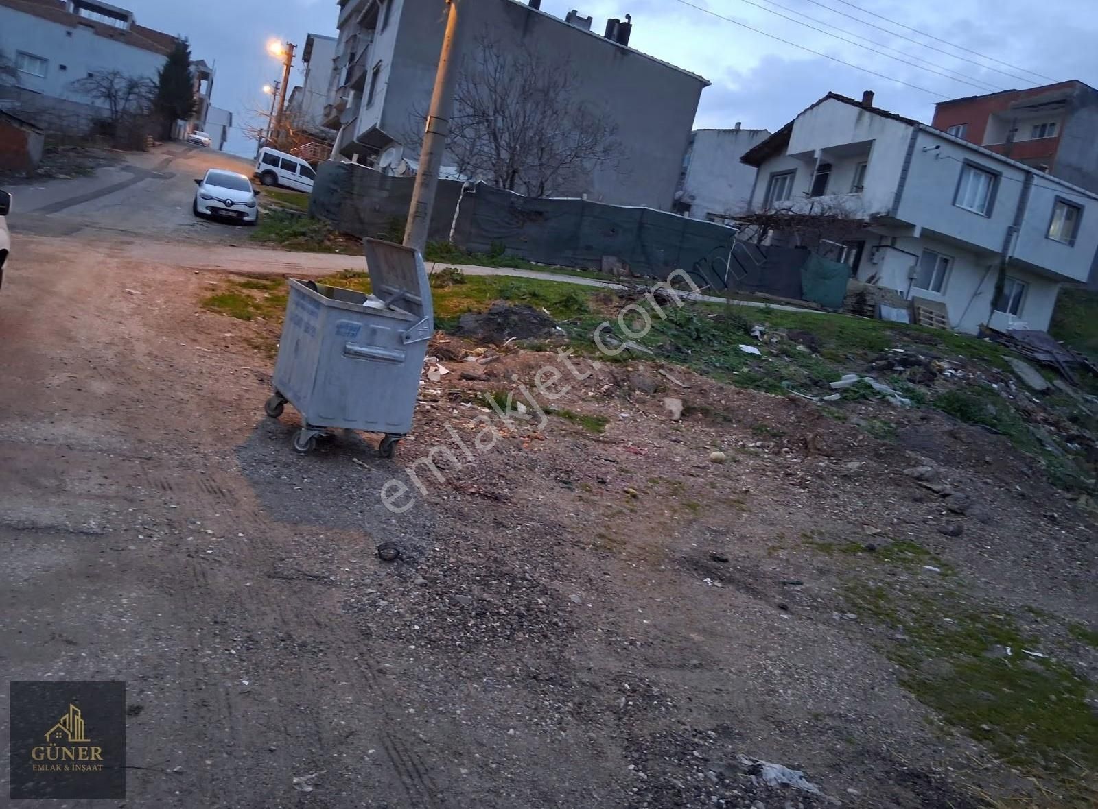 Satılı Köşebaşı Arsa Çift Daire Üzeri Yapılır Cephesi Çok Geniş - Görsel 5