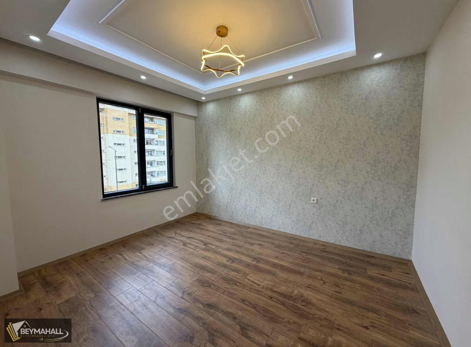 Beymahall Gyo Karacaahmette Ana Cadde Üzeri Satılık 3+1 Daire - Görsel 4