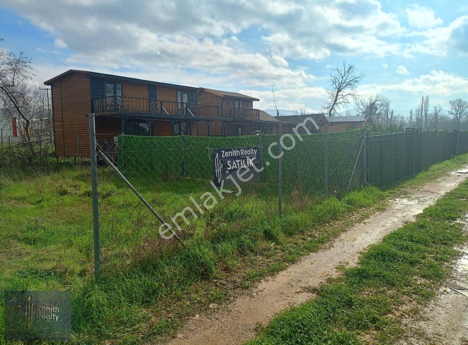 Nilüfer Tahtalı Mahallesinde 275m2 Satılık Hobi Bahçesi