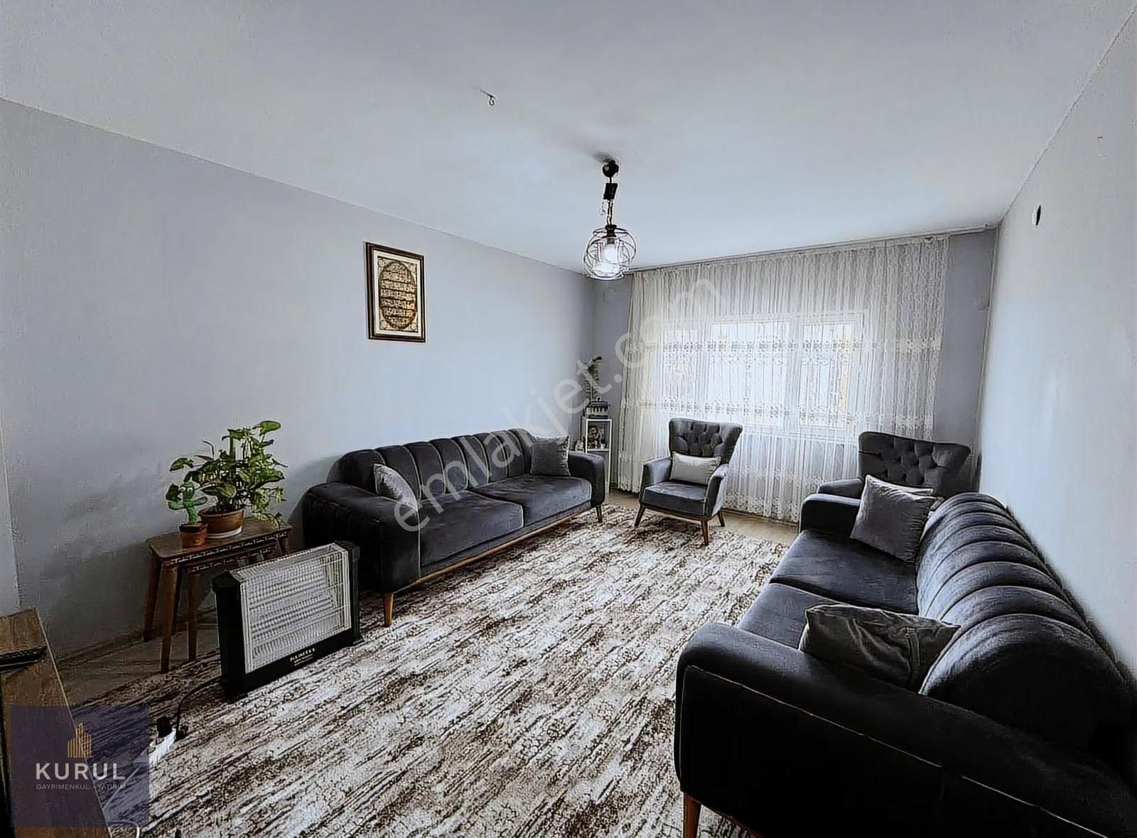 Kurul Gayrimenkulden Affet Evlerin'de İçi Yapılı Ful Satılık 2+1