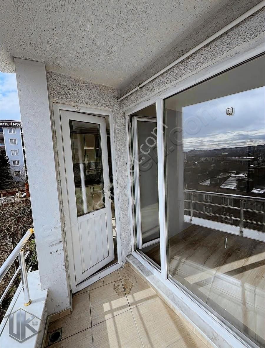Uğur Gayrimenkul'den Alibeyköy'de 3+1 Yeni Temiz Kiralık Daire - Görsel 12