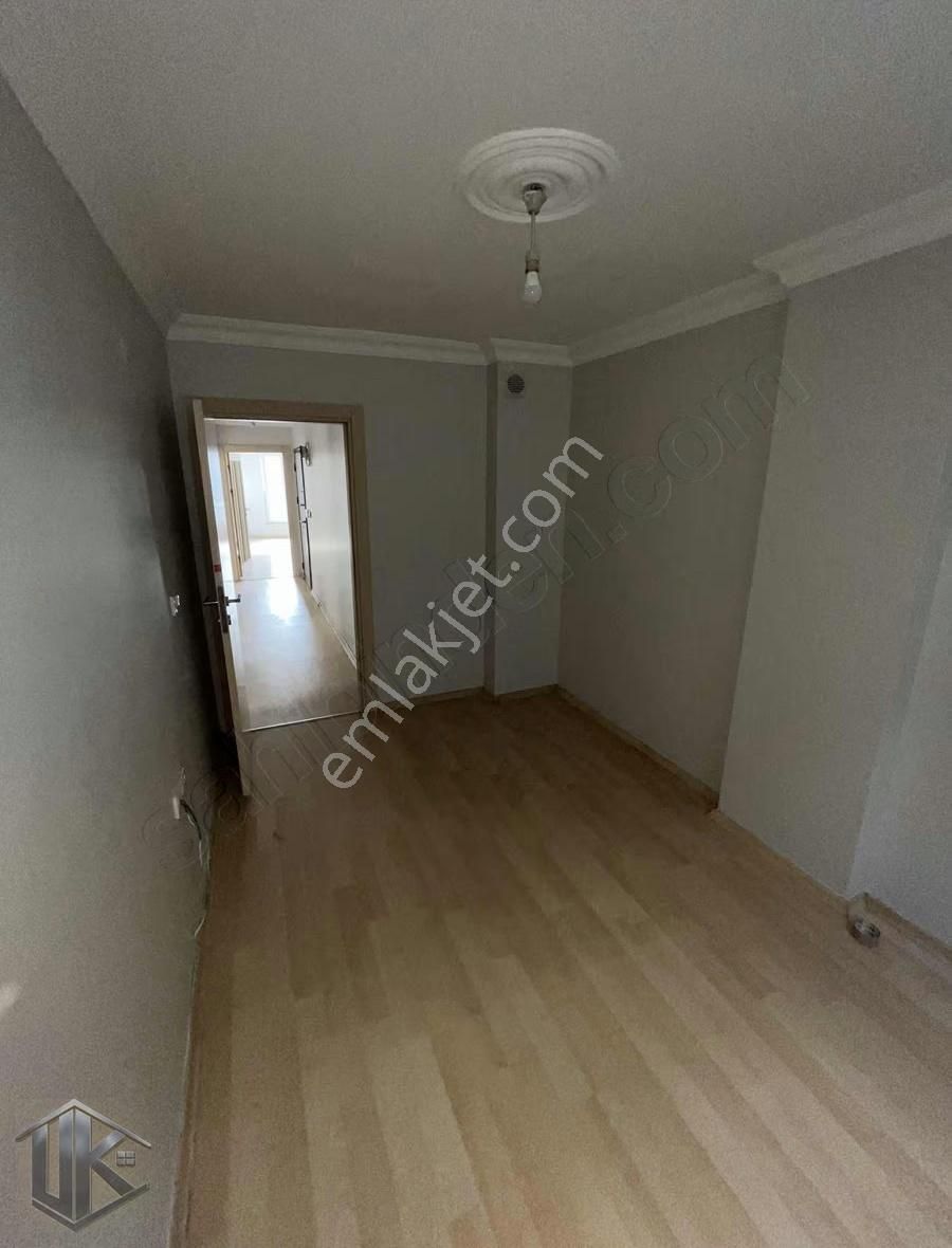 Uğur Gayrimenkul'den Alibeyköy'de 3+1 Yeni Temiz Kiralık Daire - Görsel 4