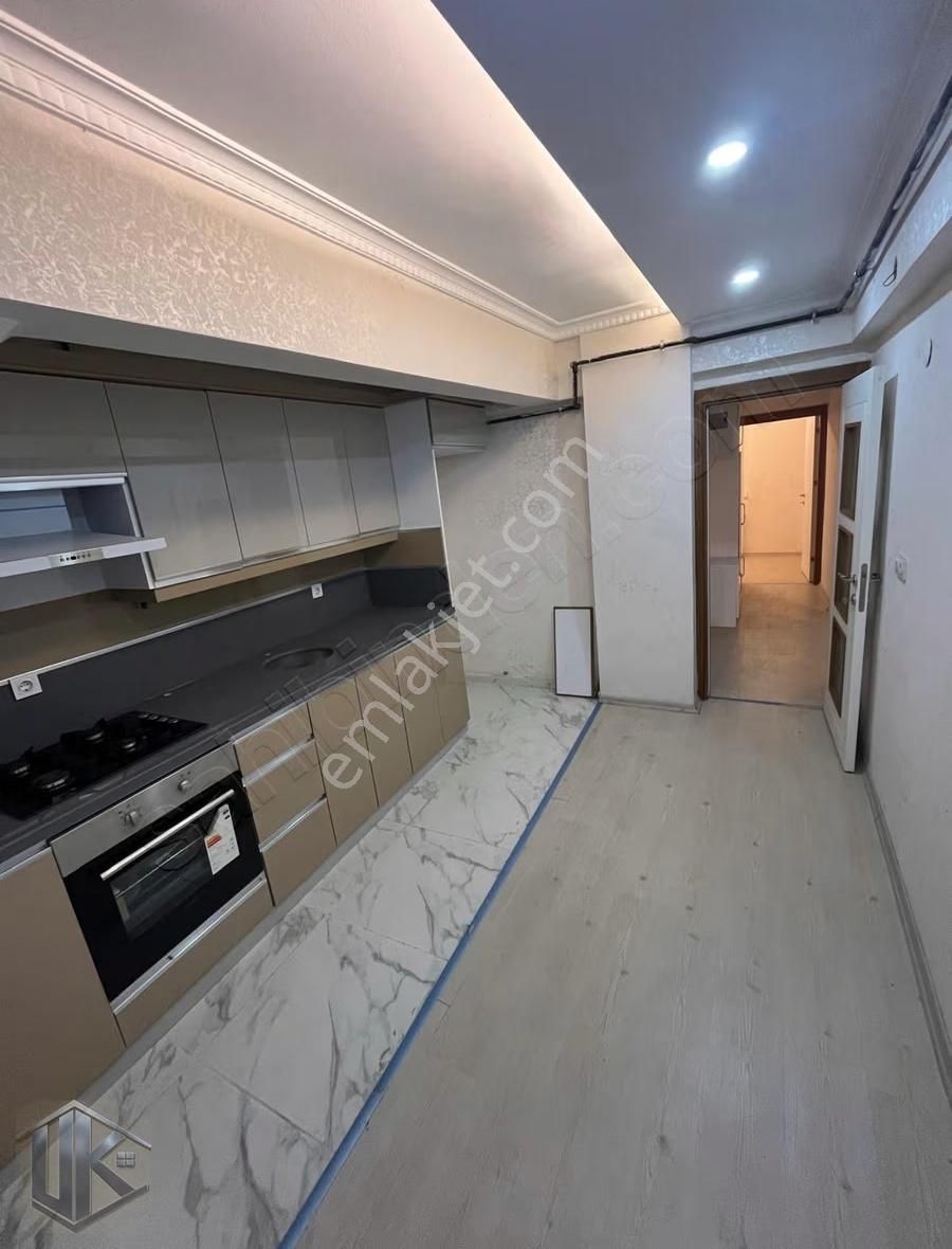 Uğur Gayrimenkul'den Karadolap'ta Kiralık 2+1 Bahçe Katı Daire - Görsel 3