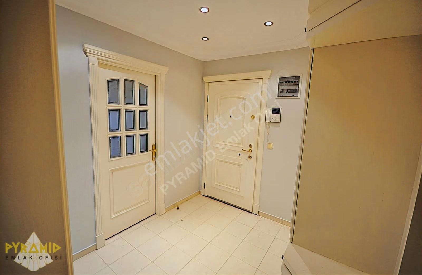 Pyramıd'den Ataköy 7-8 Ata Sitesi Yosun Blok Geniş Ara Boş 3+1 - Görsel 2