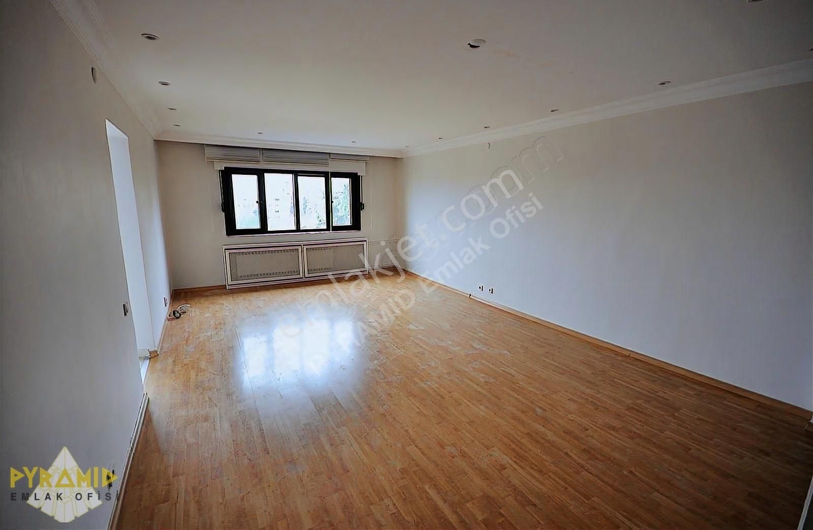 Pyramıd'den Ataköy 7-8 Palmiye Sitesi Kısa D-tipi Boş Temiz 2+1 - Görsel 14