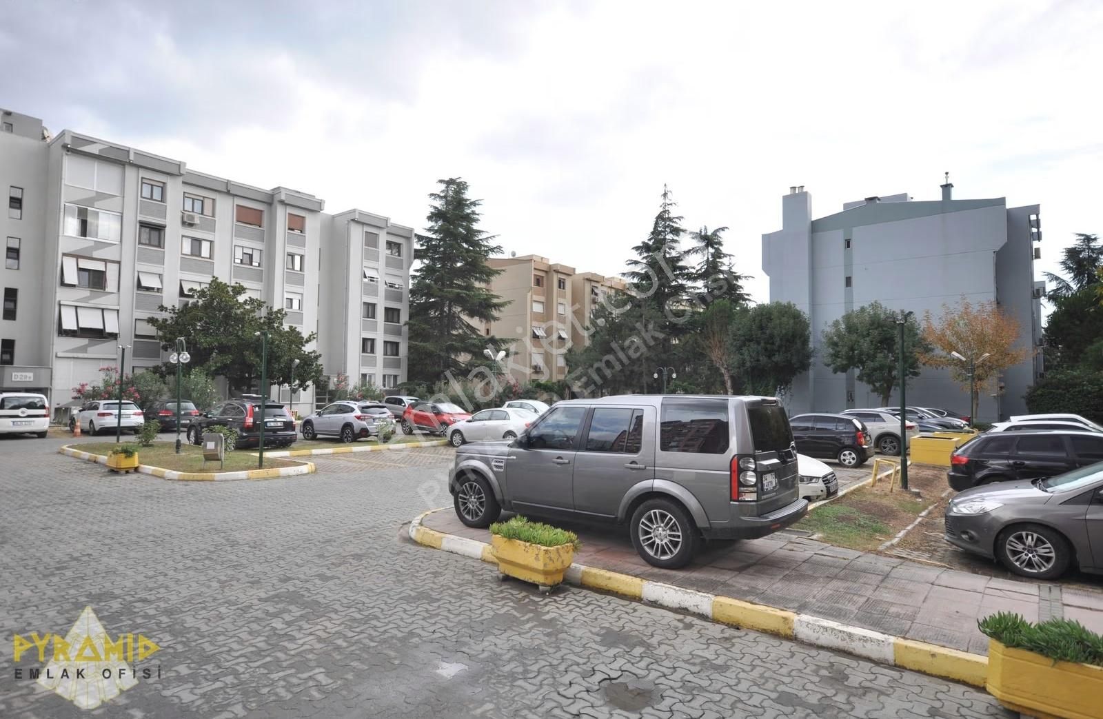 Pyramıd'den Ataköy 7-8 Palmiye Sitesi Kısa D-tipi Boş Temiz 2+1 - Görsel 22