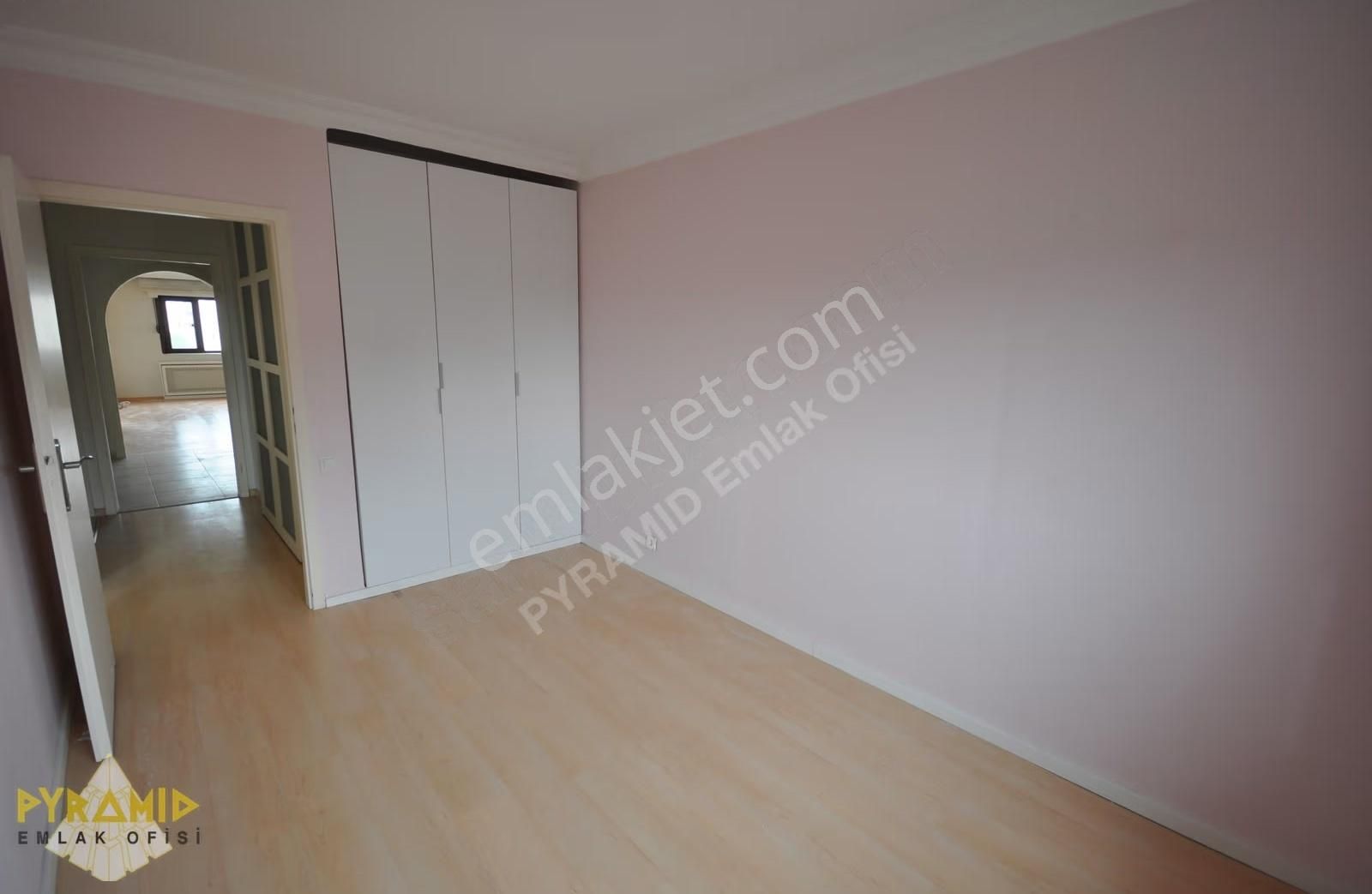 Pyramıd'den Ataköy 7-8 Palmiye Sitesi Kısa D-tipi Boş Temiz 2+1 - Görsel 26