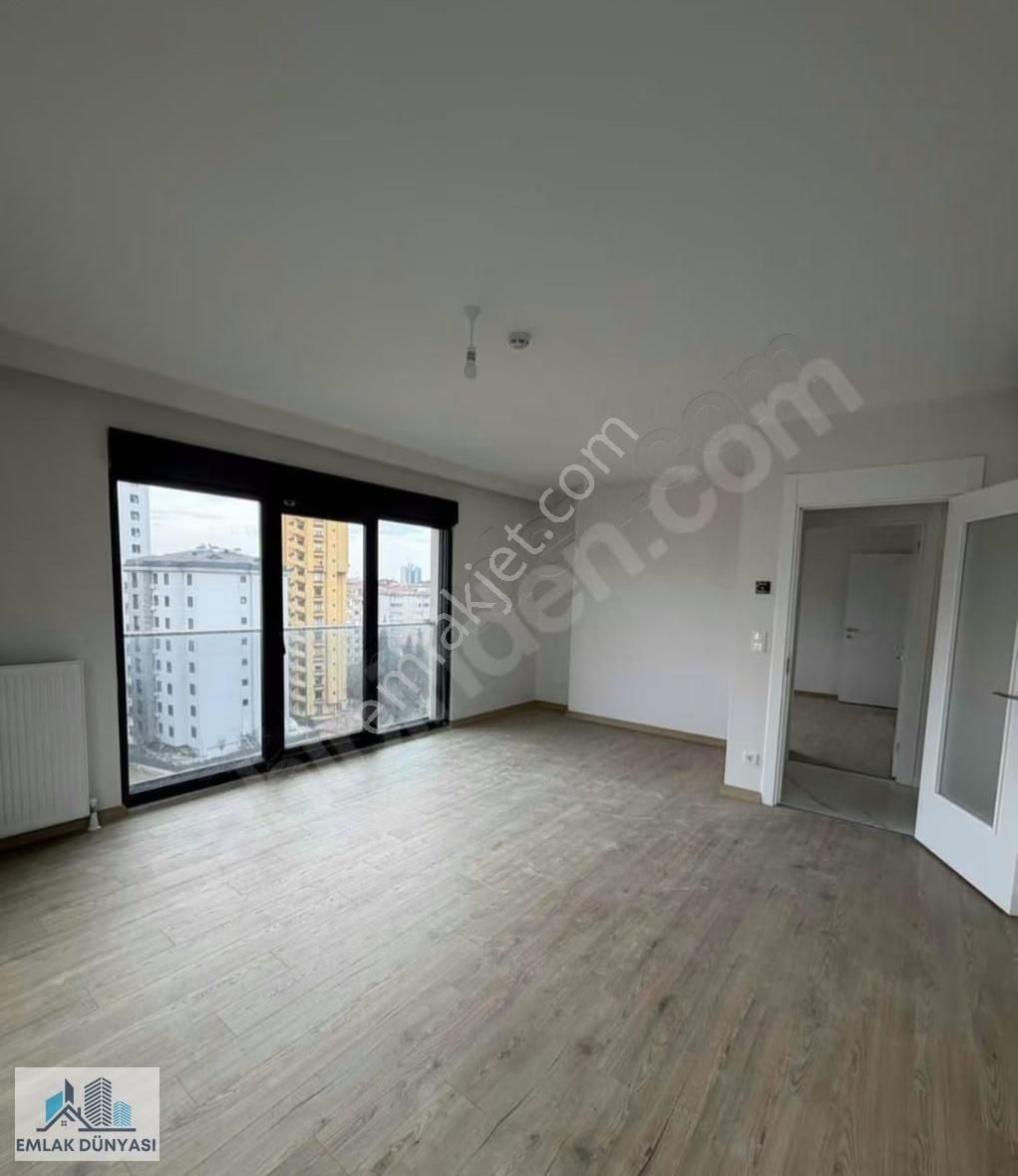 Emlak Dünyasından Bostancıda Site İçinde Havuzlu Ayrı Mutfak 2+1 - Görsel 7