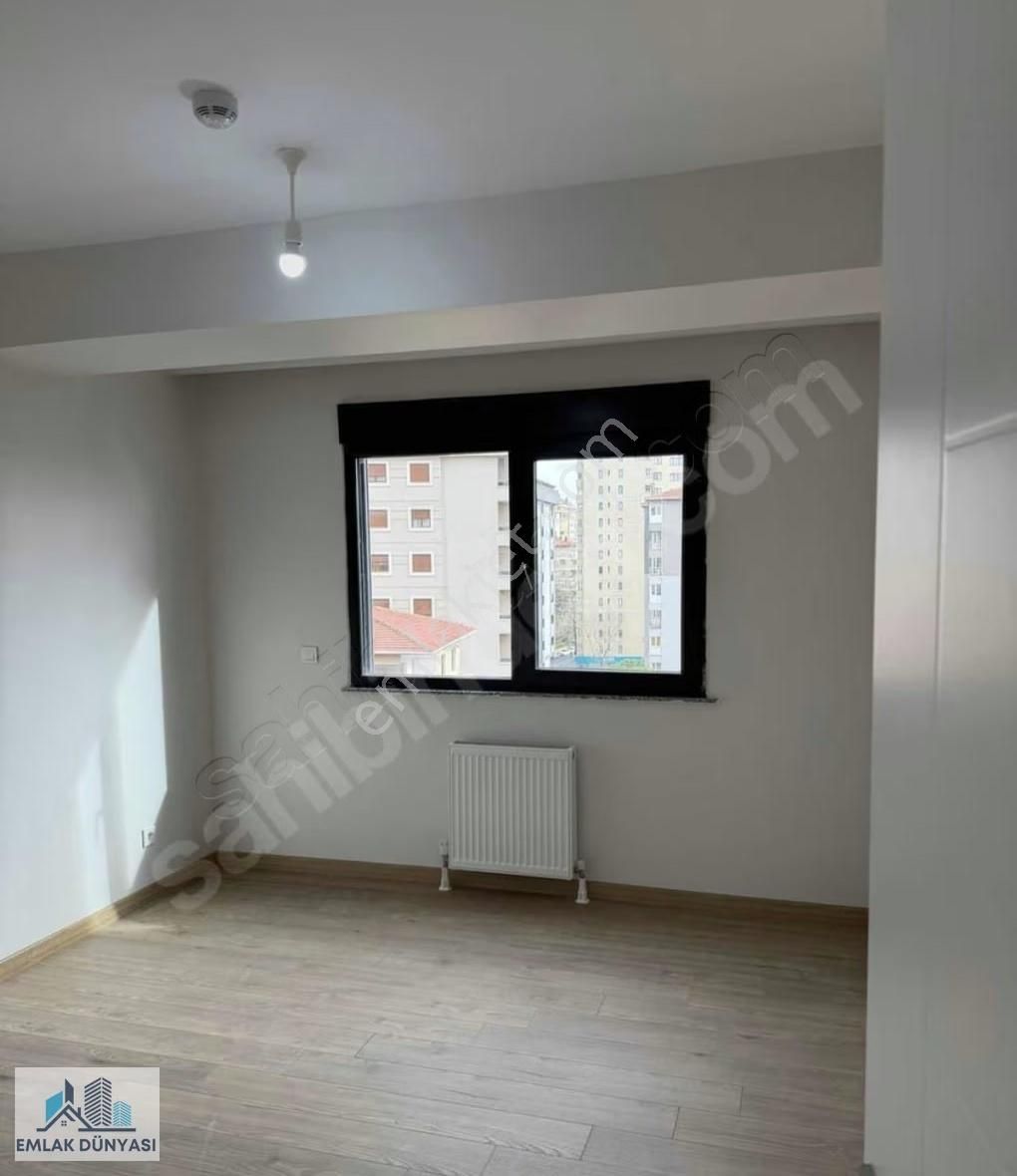 Emlak Dünyasından Bostancıda Site İçinde Havuzlu Ayrı Mutfak 2+1 - Görsel 8