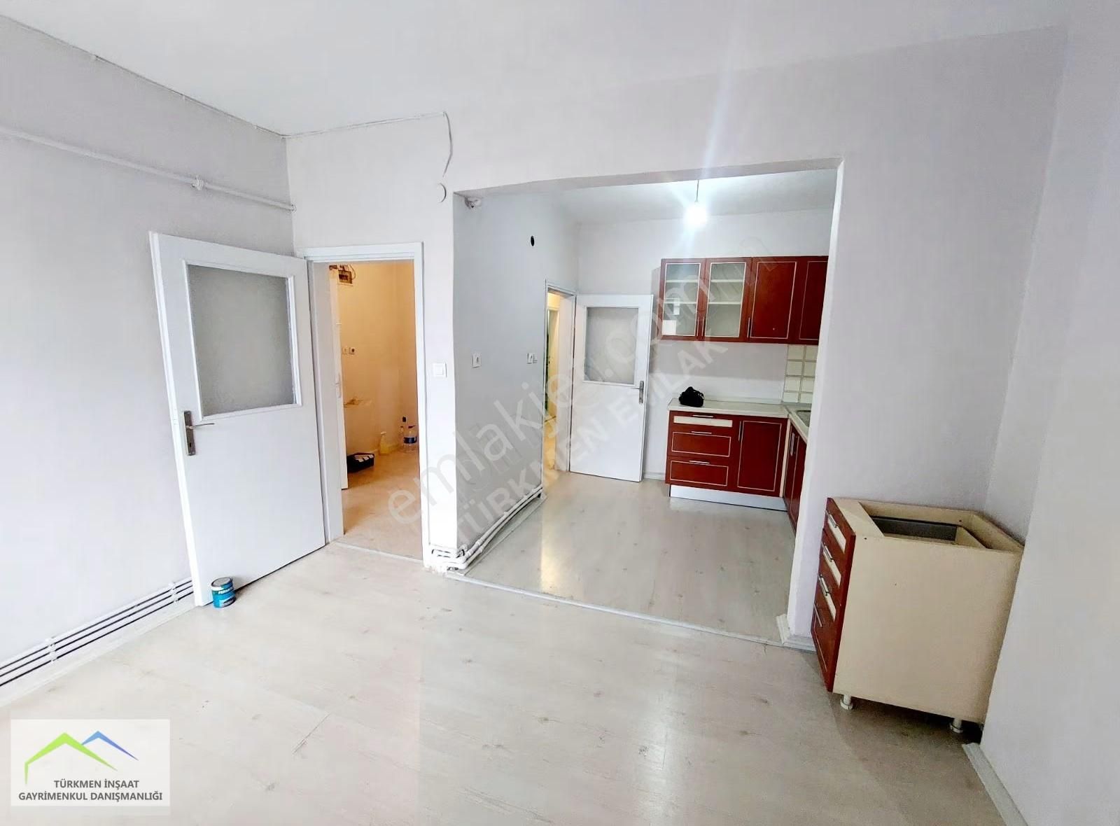 Türkmen Emlak'tan Kiralık 3+1 3 Balkonlu Cadde Üzeri Daire - Görsel 2