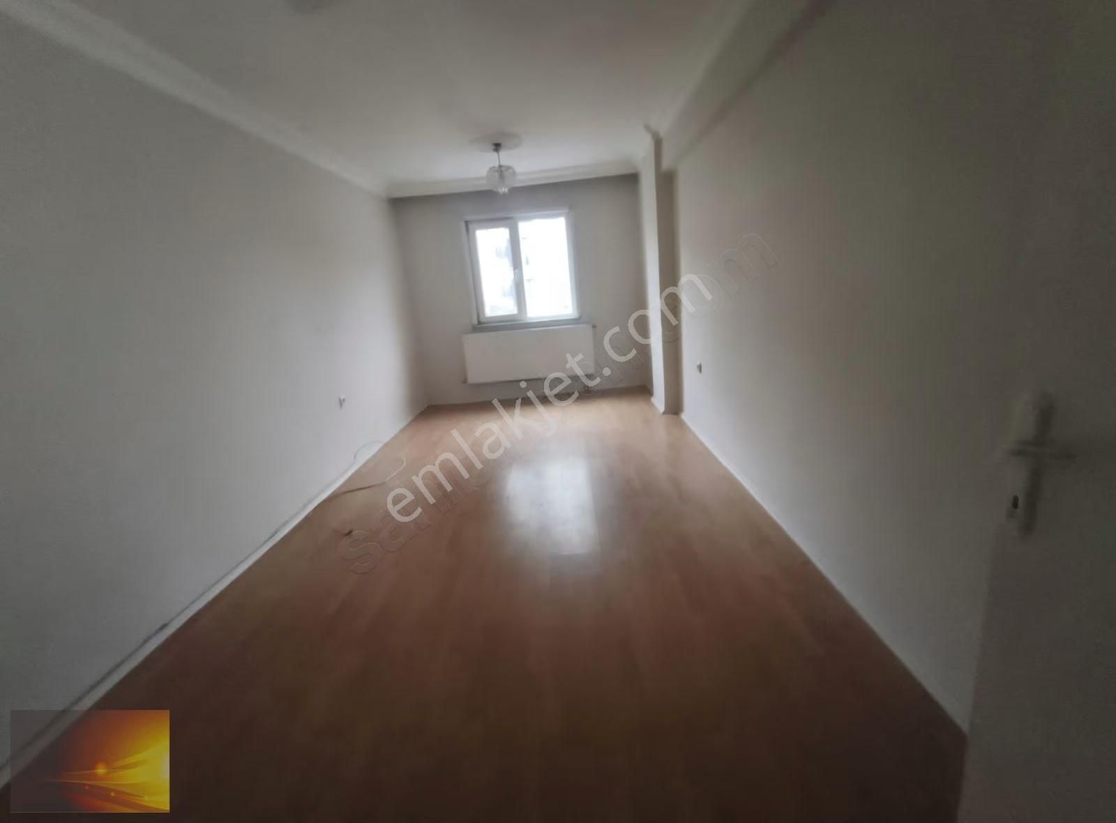 Eyüpsultan Çırçır Kiralık Site İçinde Cadde Üstünde 1+1 Daire - Görsel 20
