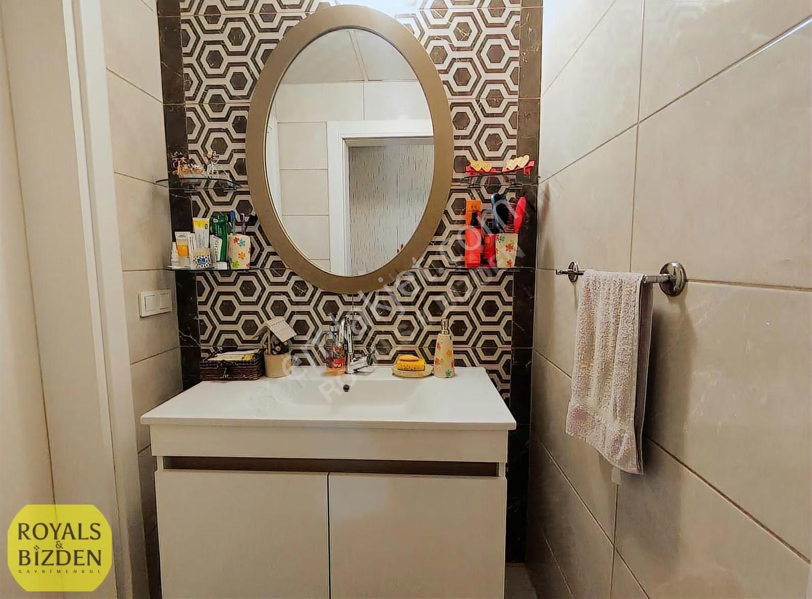 Karatay Fetih Caddesi Yürüme Mesafesinde 3+1 Geniş Daire !!! - Görsel 3