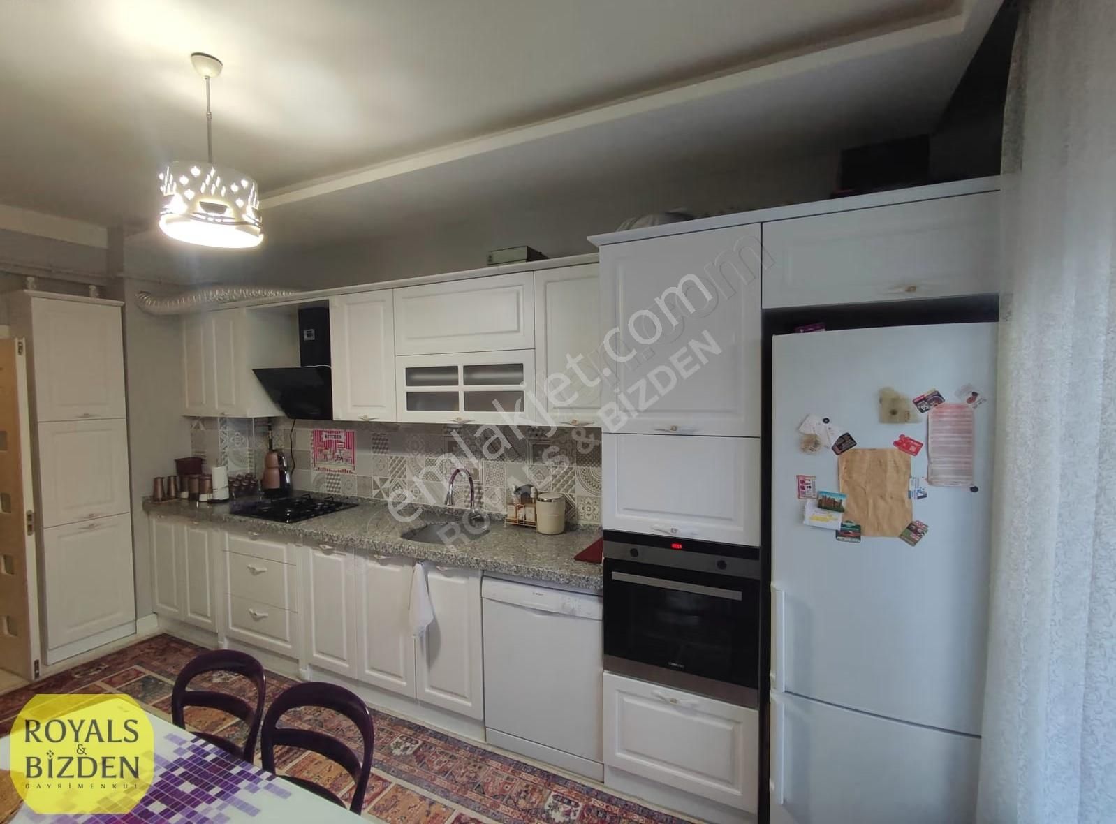 Karatay Fetih Caddesi Yürüme Mesafesinde 3+1 Geniş Daire !!! - Görsel 24