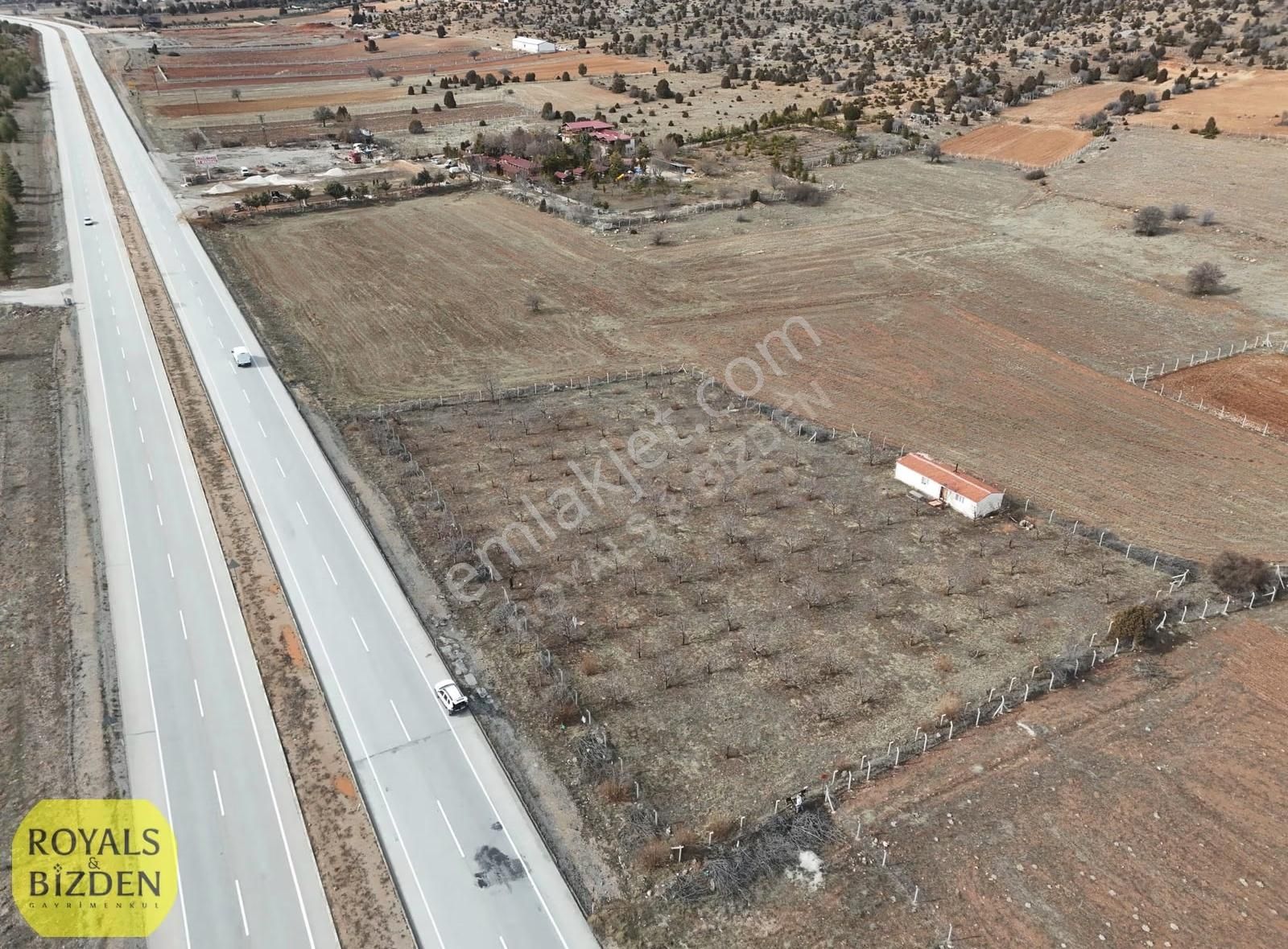 Selçuklu Kızılören De Cadde Cepheli 3.134 M2 Müstakil Tarla.....