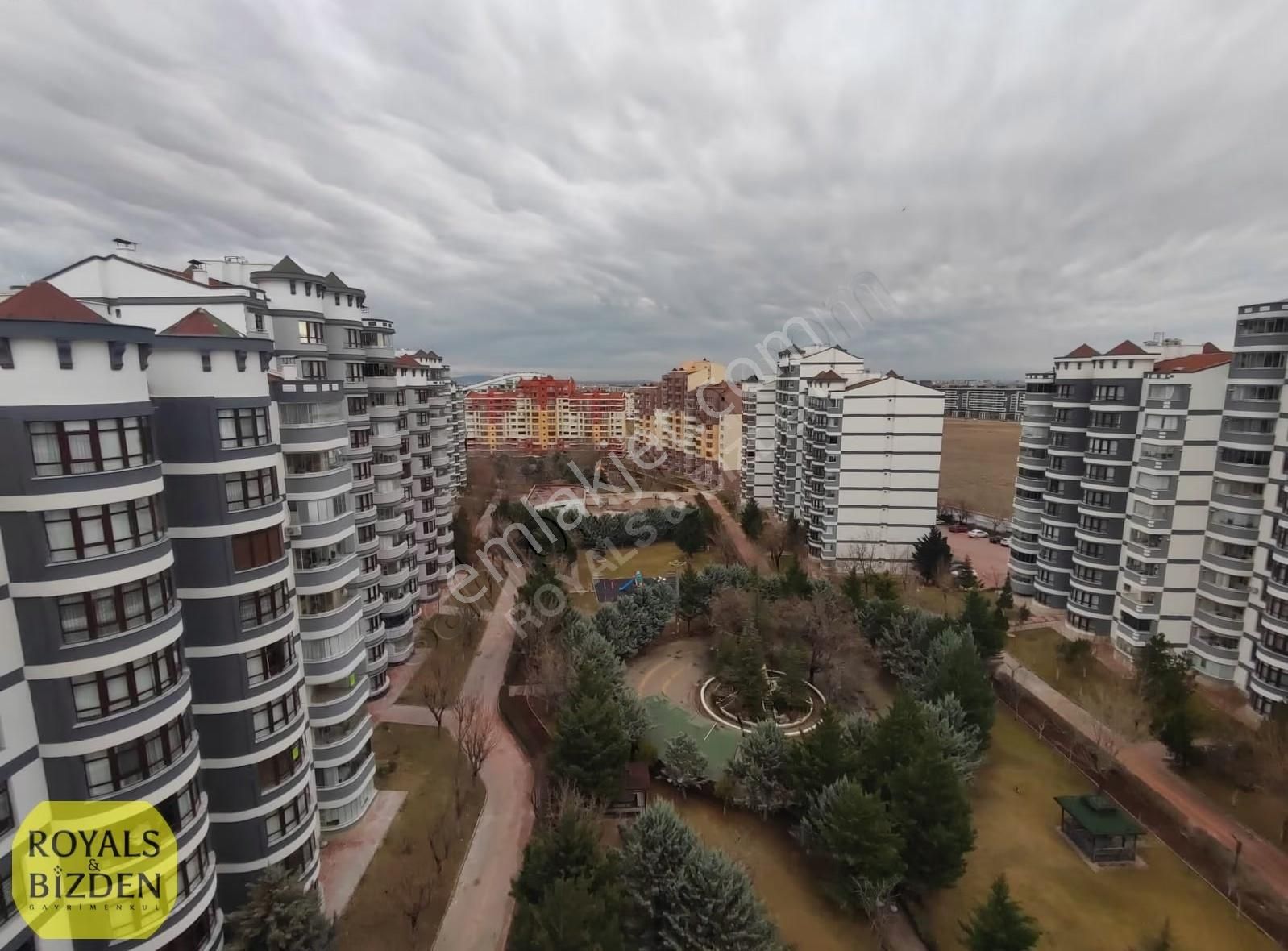 Selçuklu Beyhekim Mh. Azra Tatil Köyü 4+1 220 M2 Kiralık Daire!! - Görsel 5