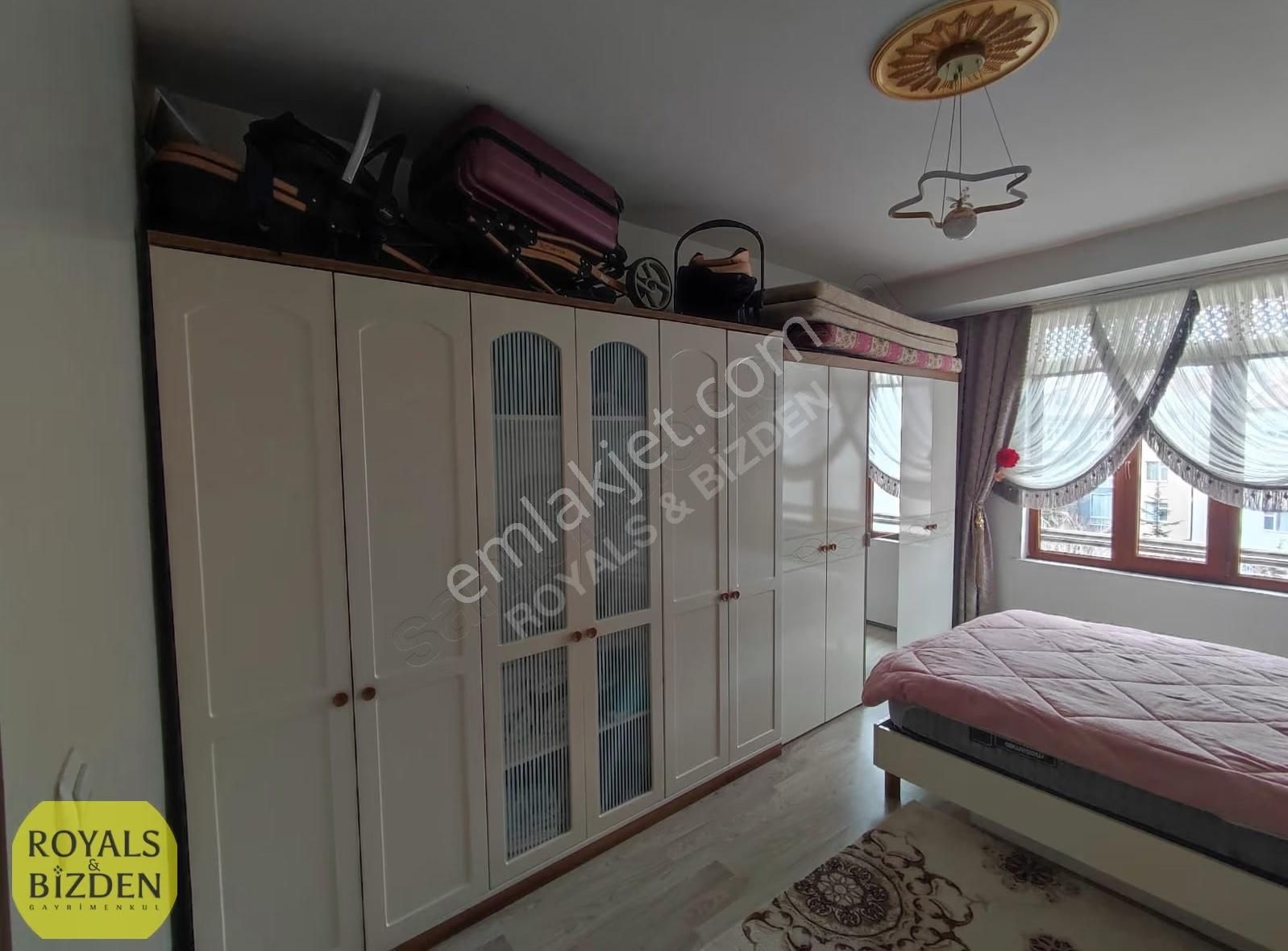 Karatay Nakipoğlu Mah . Keçeciler Cadde Yakını 3+1 Geniş Daire!! - Görsel 4