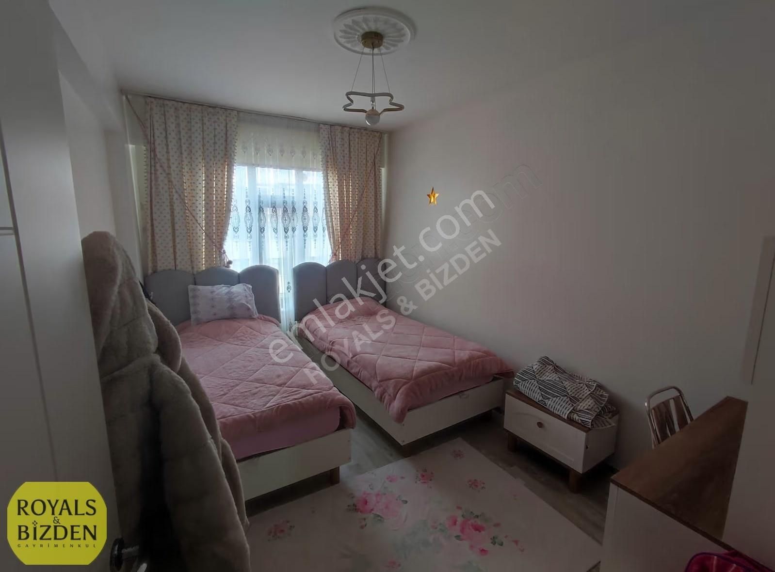 Karatay Nakipoğlu Mah . Keçeciler Cadde Yakını 3+1 Geniş Daire!! - Görsel 2